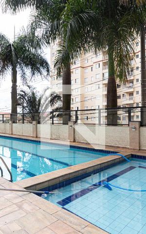 Apartamento para alugar com 50m², 2 quartos e 1 vaga Apartamento para alugar com 50m², 2 quartos e 1 vagaÁrea comum - Piscina