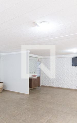 Apartamento para alugar com 50m², 2 quartos e 1 vaga Apartamento para alugar com 50m², 2 quartos e 1 vagaÁrea comum - Salão de festas