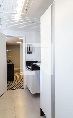 Apartamento à venda com 134m², 1 quarto e 1 vaga Apartamento à venda com 134m², 1 quarto e 1 vagaÁrea de Serviço