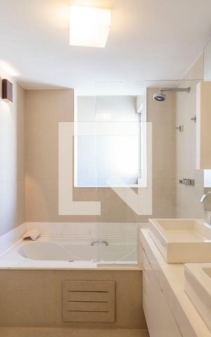 Apartamento à venda com 134m², 1 quarto e 1 vaga Apartamento à venda com 134m², 1 quarto e 1 vagaBanheiro