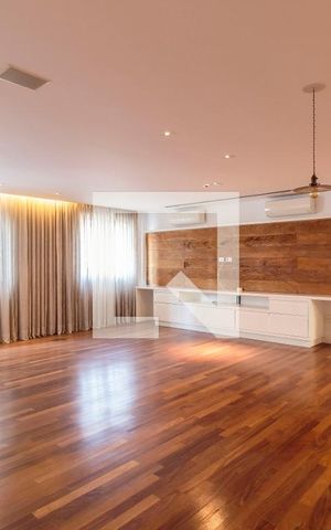 Apartamento à venda com 134m², 1 quarto e 1 vaga Apartamento à venda com 134m², 1 quarto e 1 vagaSala