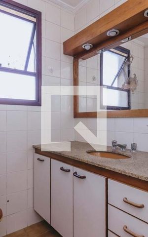 Apartamento para alugar com 140m², 3 quartos e 2 vagas Apartamento para alugar com 140m², 3 quartos e 2 vagasBanheiro Quarto 3