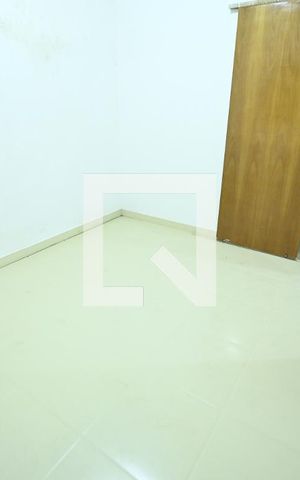 Casa à venda com 140m², 3 quartos e 2 vagas Casa à venda com 140m², 3 quartos e 2 vagasSala
