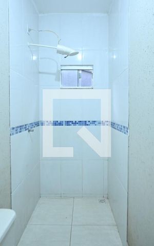 Casa à venda com 140m², 3 quartos e 2 vagas Casa à venda com 140m², 3 quartos e 2 vagasBanheiro