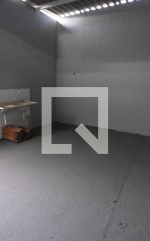Casa à venda com 140m², 3 quartos e 2 vagas Casa à venda com 140m², 3 quartos e 2 vagasLavanderia