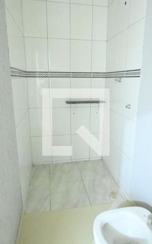 Casa à venda com 140m², 3 quartos e 2 vagas Casa à venda com 140m², 3 quartos e 2 vagasLavabo