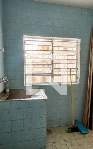Casa à venda com 200m², 2 quartos e 2 vagas Casa à venda com 200m², 2 quartos e 2 vagasÁrea de Serviço