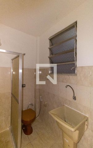 Apartamento à venda com 40m², 1 quarto e sem vaga Apartamento à venda com 40m², 1 quarto e sem vagaBanheiro
