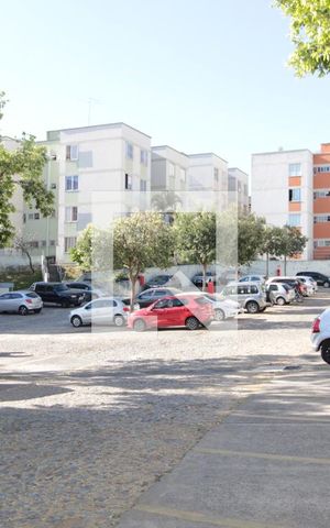 Apartamento para alugar com 80m², 3 quartos e 1 vagaGaragem