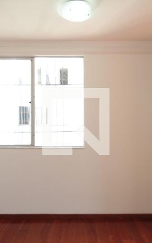 Apartamento para alugar com 80m², 3 quartos e 1 vagaSala