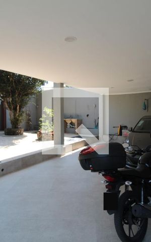 Casa à venda com 800m², 5 quartos e 10 vagasGaragem