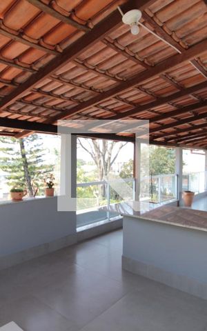 Casa à venda com 800m², 5 quartos e 10 vagasCobertura