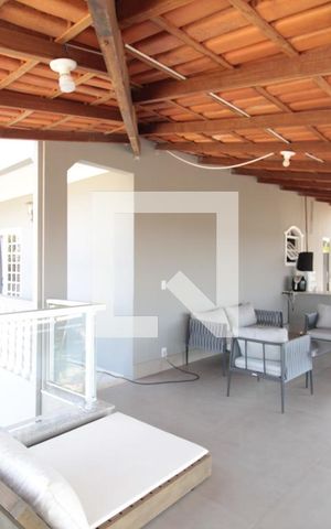 Casa à venda com 800m², 5 quartos e 10 vagasCobertura