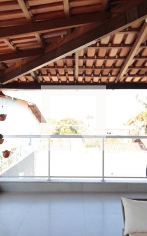 Casa à venda com 800m², 5 quartos e 10 vagasCobertura