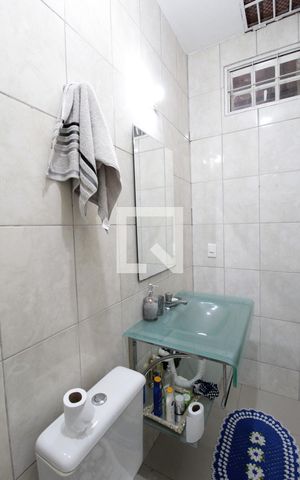 Casa à venda com 800m², 5 quartos e 10 vagasBanheiro da Suíte 2