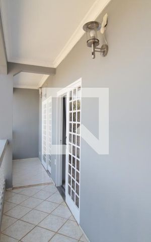 Casa à venda com 800m², 5 quartos e 10 vagasCobertura