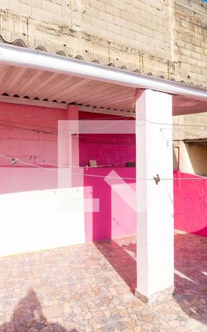 Casa para alugar com 150m², 2 quartos e 1 vaga Casa para alugar com 150m², 2 quartos e 1 vagaÁrea de Serviço