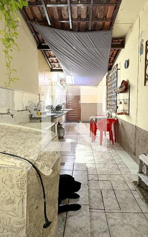 Casa à venda com 240m², 3 quartos e 4 vagas Casa à venda com 240m², 3 quartos e 4 vagasÁrea de Serviço