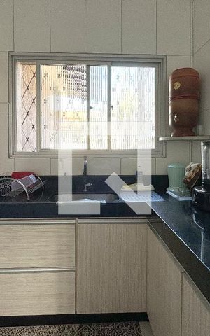 Casa à venda com 240m², 3 quartos e 4 vagas Casa à venda com 240m², 3 quartos e 4 vagasCozinha