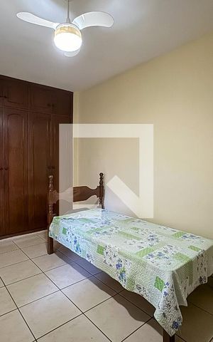 Casa à venda com 240m², 3 quartos e 4 vagas Casa à venda com 240m², 3 quartos e 4 vagasQuarto 2