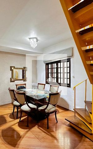 Casa à venda com 155m², 3 quartos e 2 vagasSala