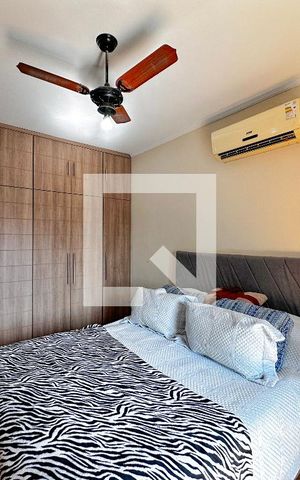 Casa à venda com 155m², 3 quartos e 2 vagasSuíte