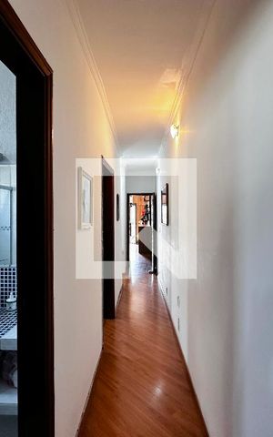 Casa à venda com 155m², 3 quartos e 2 vagasCorredor Quartos