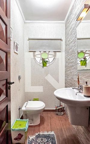Casa à venda com 155m², 3 quartos e 2 vagasLavabo