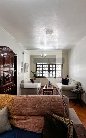 Casa à venda com 155m², 3 quartos e 2 vagasSala