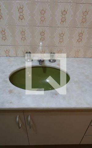 Apartamento para alugar com 181m², 3 quartos e 2 vagasBanheiro Social - Pia