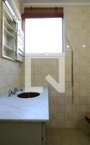 Apartamento para alugar com 181m², 3 quartos e 2 vagasBanheiro da Suíte