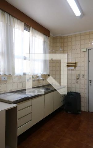 Apartamento para alugar com 181m², 3 quartos e 2 vagasCozinha