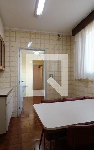 Apartamento para alugar com 181m², 3 quartos e 2 vagasCopa