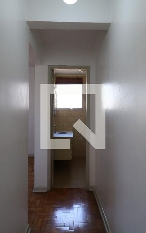 Apartamento para alugar com 181m², 3 quartos e 2 vagasSuíte - Corredor