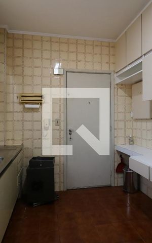 Apartamento para alugar com 181m², 3 quartos e 2 vagasCozinha
