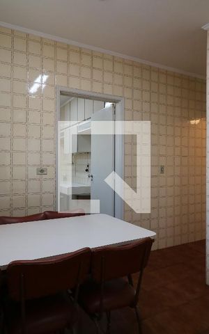 Apartamento para alugar com 181m², 3 quartos e 2 vagasCopa