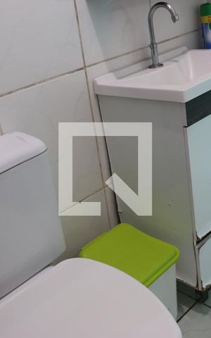 Casa à venda com 140m², 3 quartos e 2 vagasBanheiro