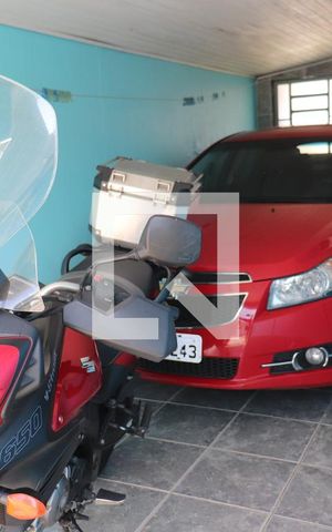 Casa à venda com 140m², 3 quartos e 2 vagasGaragem