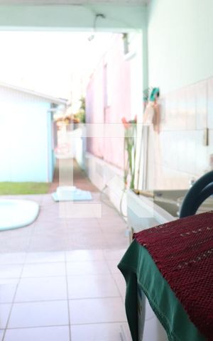 Casa à venda com 140m², 3 quartos e 2 vagasLavaderia