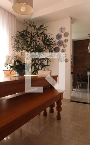 Apartamento à venda com 220m², 3 quartos e 3 vagasSala