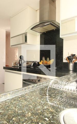 Apartamento à venda com 220m², 3 quartos e 3 vagasCozinha