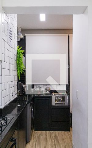 Apartamento à venda com 53m², 2 quartos e 1 vagaCozinha e área de serviço