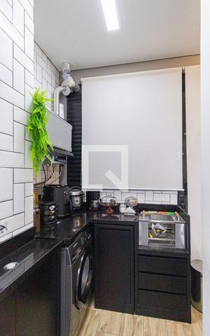 Apartamento à venda com 53m², 2 quartos e 1 vagaCozinha e área de serviço