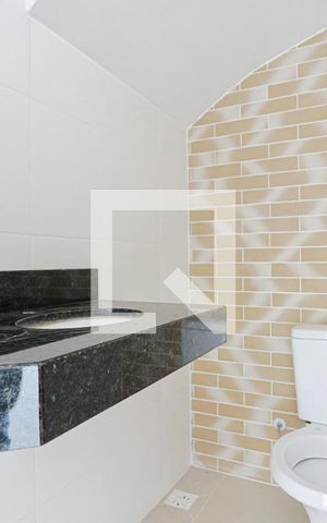 Casa à venda com 120m², 3 quartos e 2 vagas Casa à venda com 120m², 3 quartos e 2 vagasLavabo