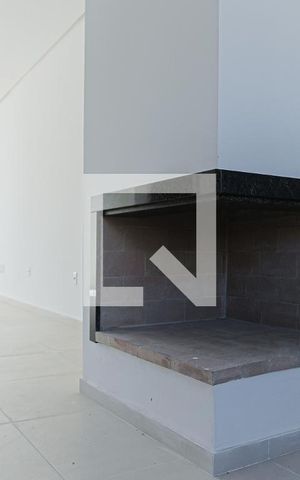 Casa à venda com 120m², 3 quartos e 2 vagas Casa à venda com 120m², 3 quartos e 2 vagasDetalhe Sala