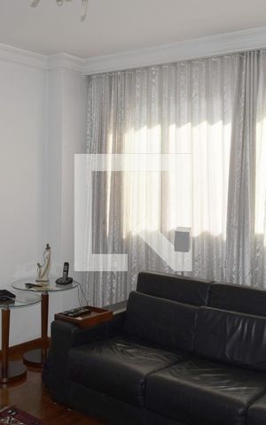 Apartamento à venda com 222m², 4 quartos e 2 vagasSala de TV