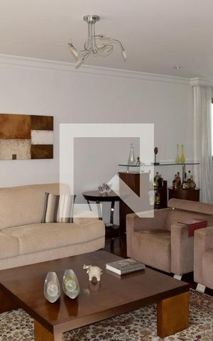 Apartamento à venda com 222m², 4 quartos e 2 vagasSala de estar