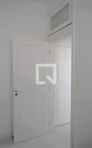 Apartamento à venda com 222m², 4 quartos e 2 vagasQuarto de Serviço