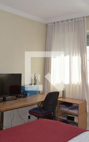 Apartamento à venda com 222m², 4 quartos e 2 vagasQuarto 1