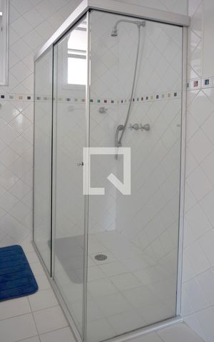 Apartamento à venda com 222m², 4 quartos e 2 vagasBanheiro
